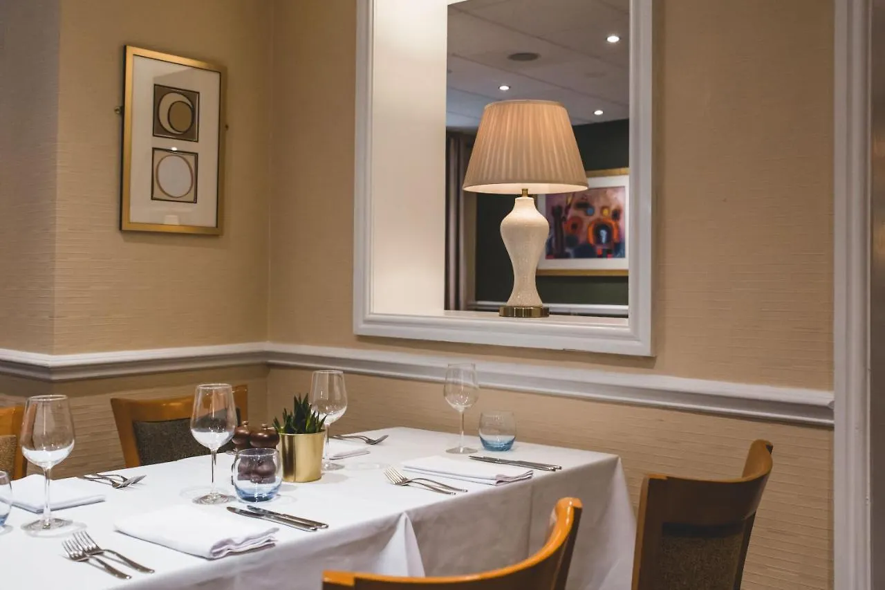 Wycliffe Hotel Stockport 3*,